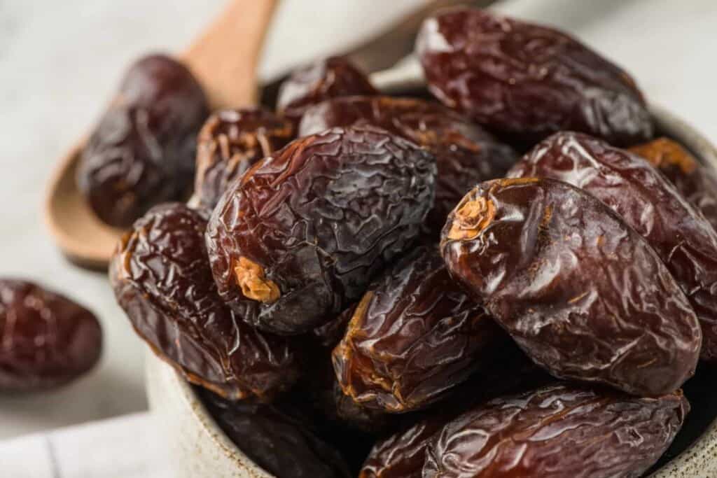 تصویر 3 از خرما پیارم برای لاغری با فیبر طبیعی و انرژی کنترل شده